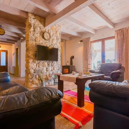 Holiday home Rusti - With Pool Vrgorac